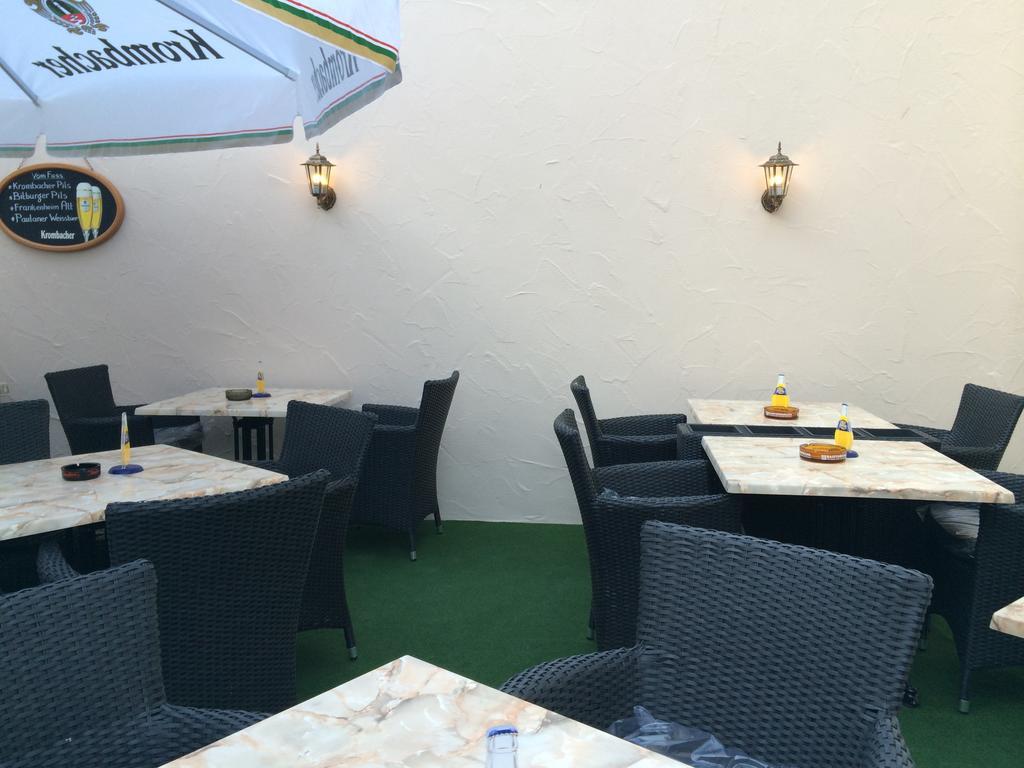 Hotel Zur Dorfschaenke Klotten Εξωτερικό φωτογραφία