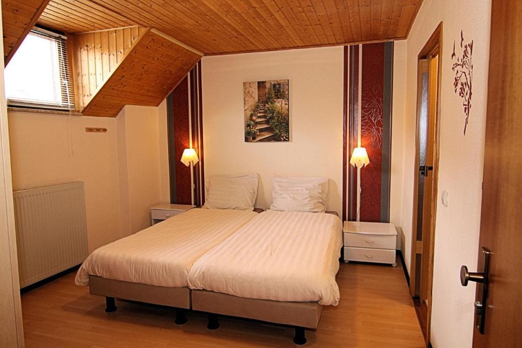 Hotel Zur Dorfschaenke Klotten Δωμάτιο φωτογραφία