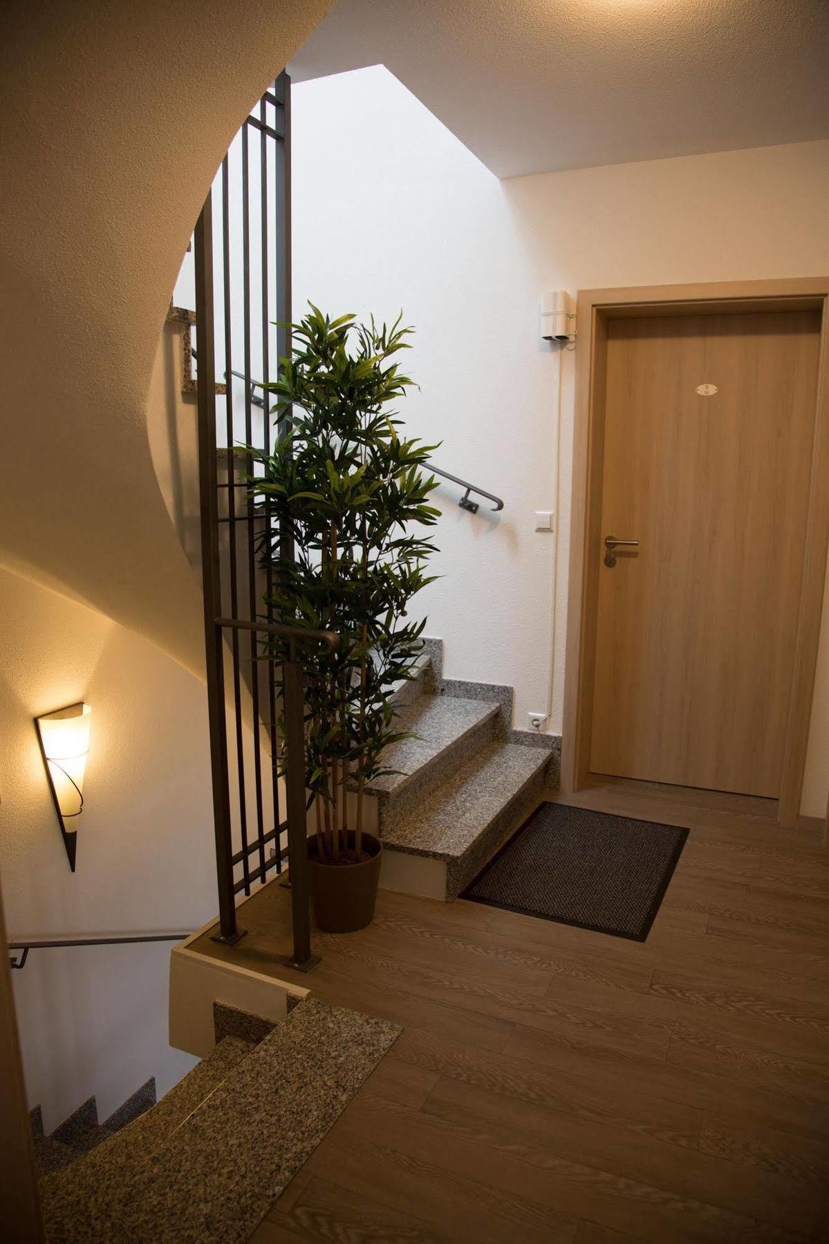 Hotel Zur Dorfschaenke Klotten Εξωτερικό φωτογραφία